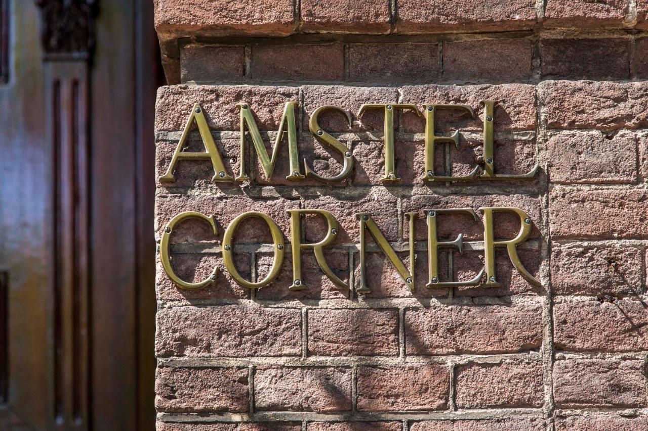 Amstel Corner Hotel アムステルダム エクステリア 写真